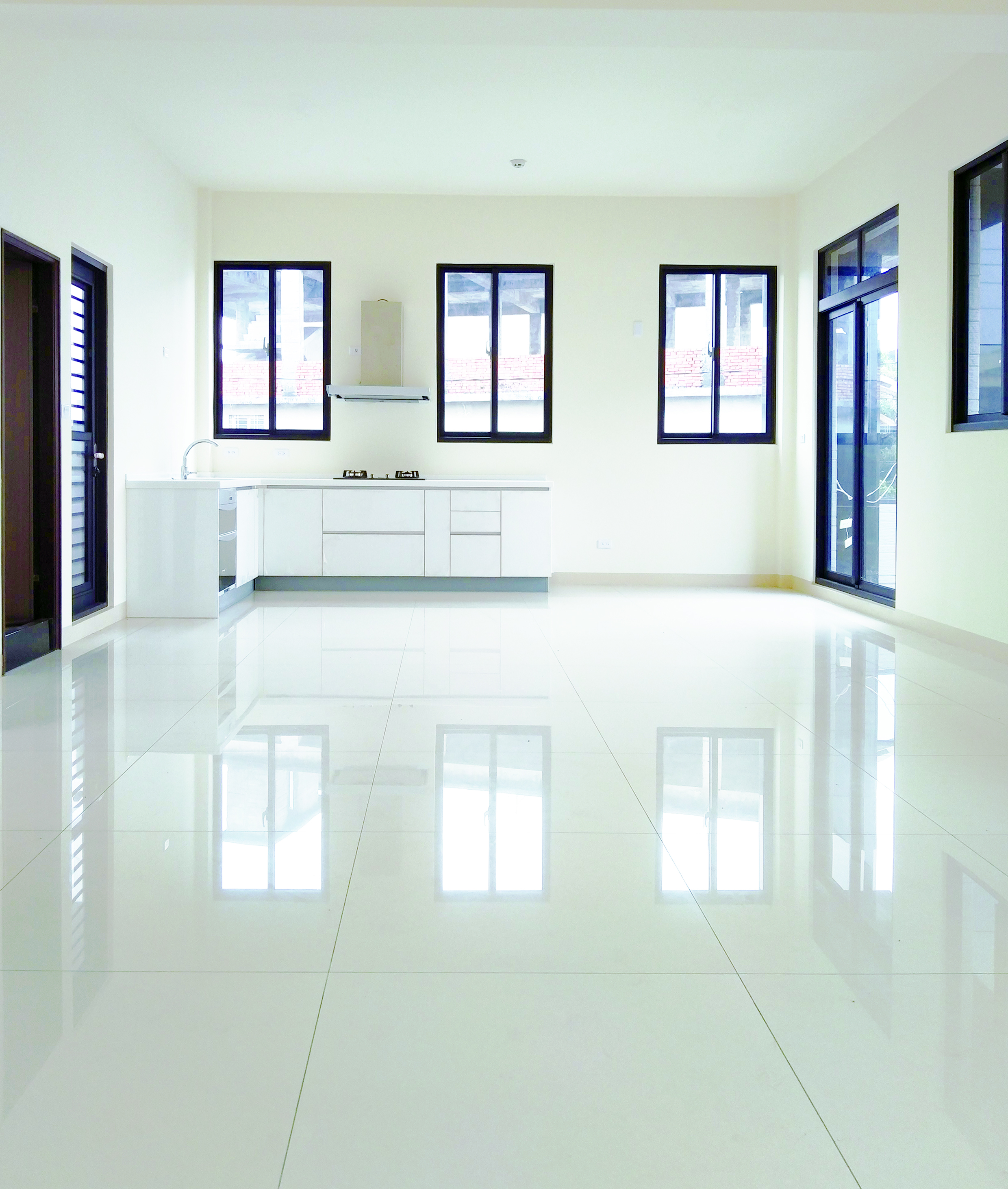 透天店面出售 梓官指標建築耐震高雄厝全新店面 高雄市梓官區售屋網 免費租售王